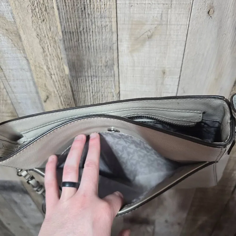 Michael Kors Jet Set Large Saffiano Leather Messenger Bag Grey Crossbody
